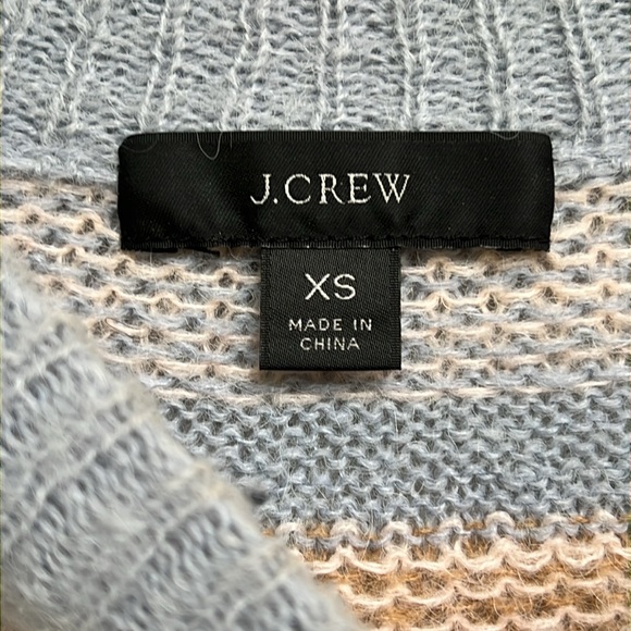 J. Crew Pale Blue Fair Isle Puff Sleeve Relaxed Fit Pullover Sweater Size XS - Picture 3 of 14